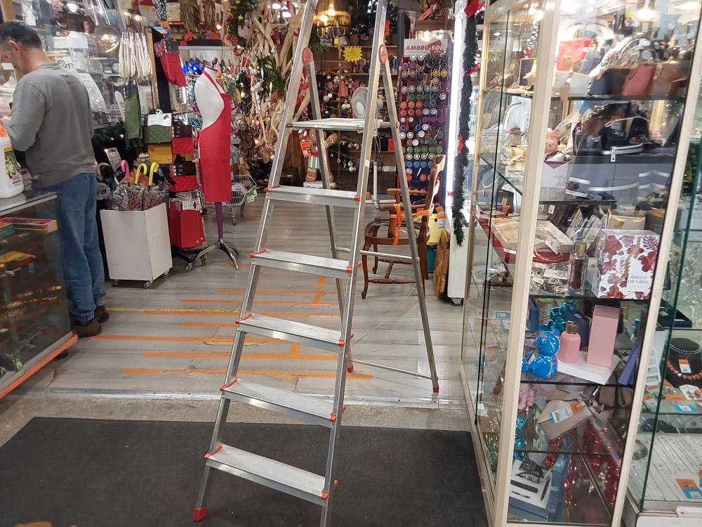 ESCABEAU ALU 5 MARCHES