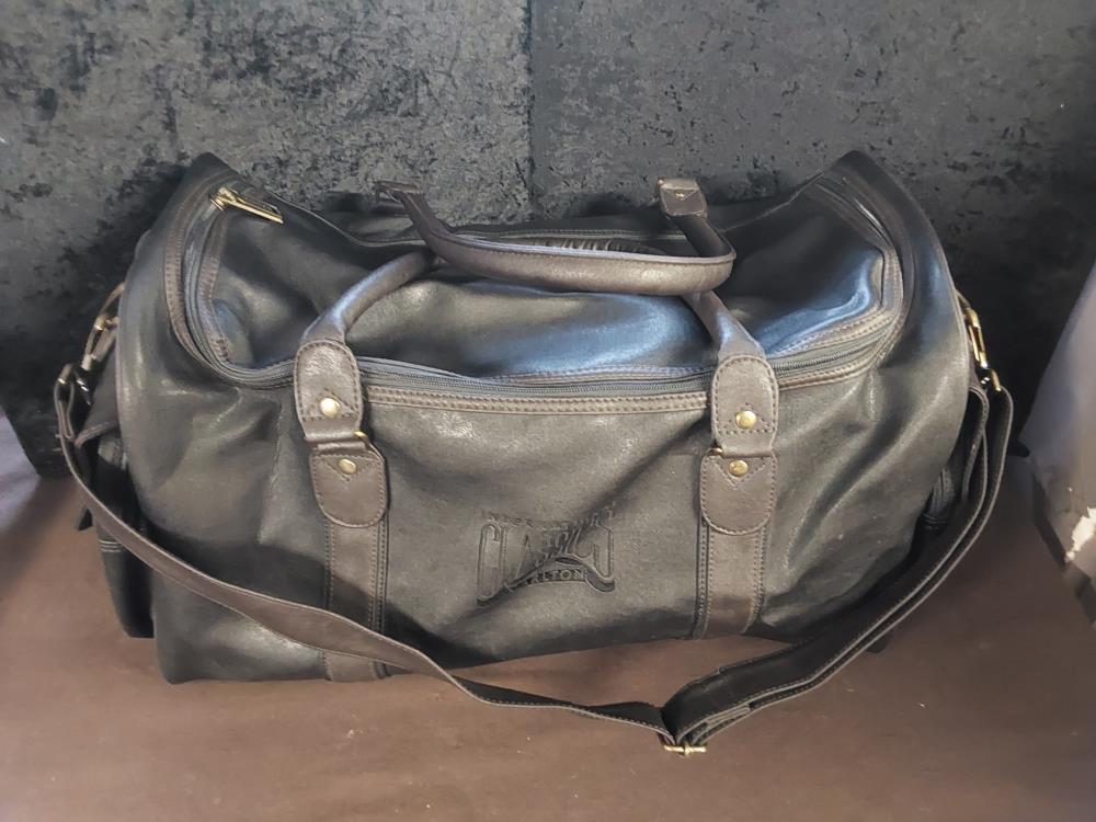 SAC DE VOYAGE CUIR BRUN INTERNATIONAL CLASSICS BY CARLTON