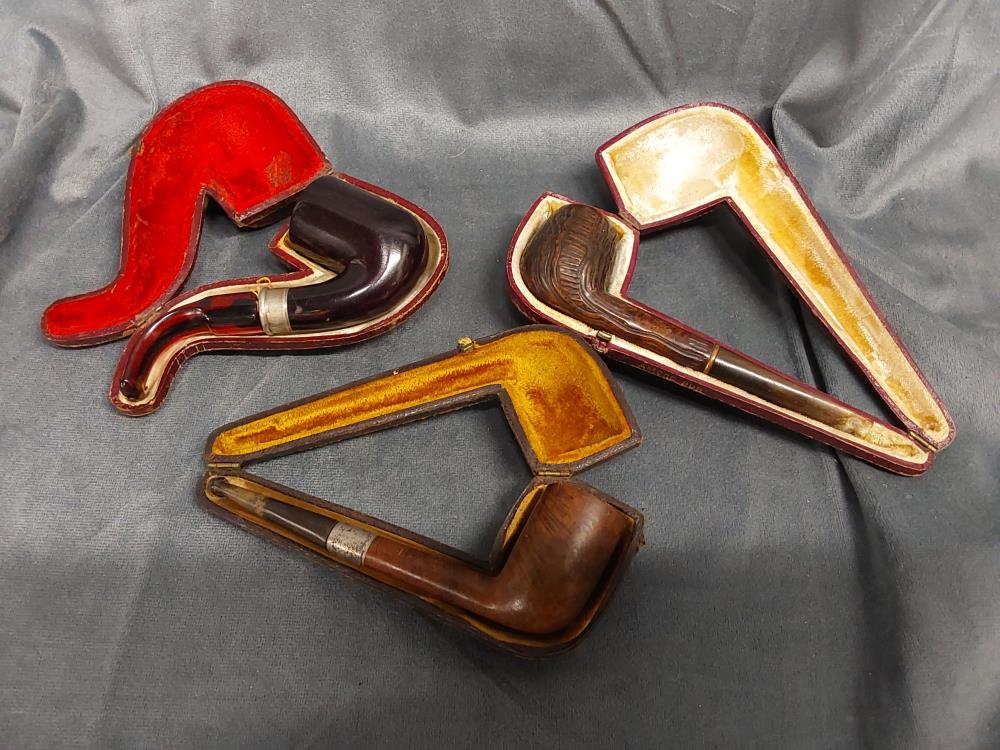 PIPE ANCIENNE EN BOIS AVEC ETUI