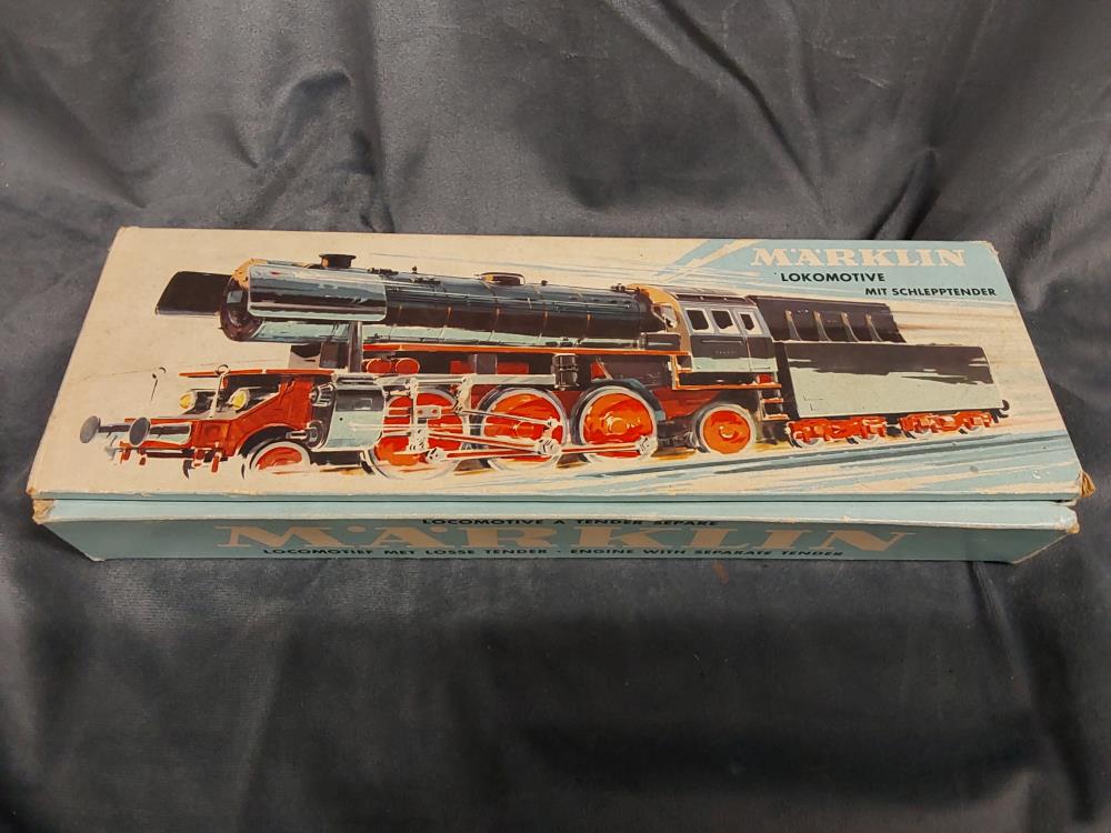LOCOMOTIVE MARKLIN MODELE 3005