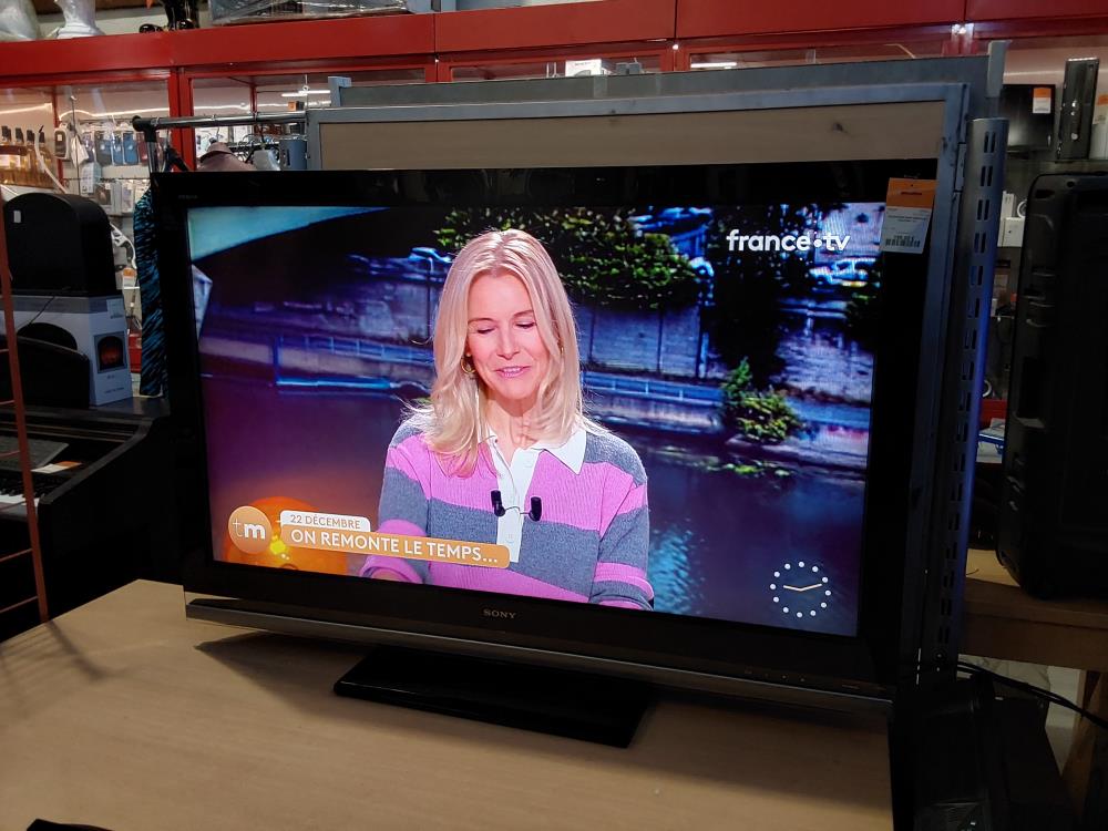 TELEVISION SONY BRAVIA 52 POUCES+ TC