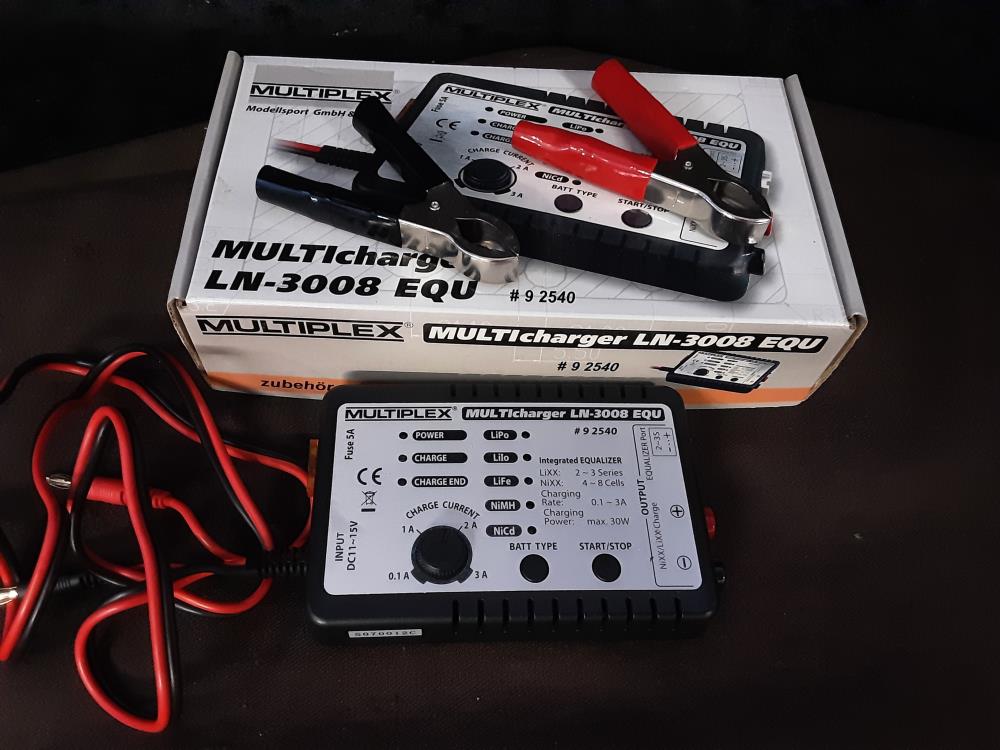MULTICHARGEUR LN3008