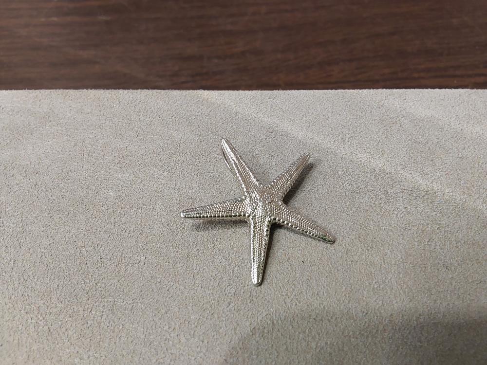 PENDENTIF ÉTOILE DE MER EN ARGENT 