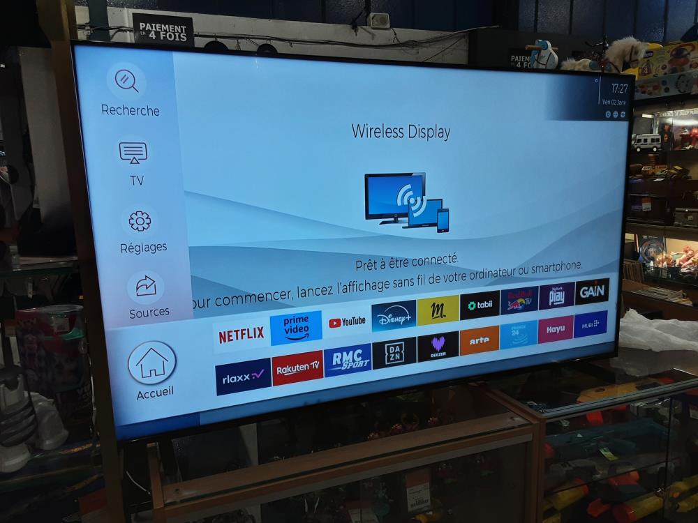 TELEVISEUR SMART TV TUCSON 65 POUCES AVEC TELECOMMANDE