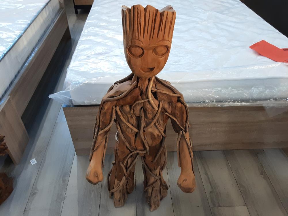 STATUE GROOT EN RACINE DE TECK