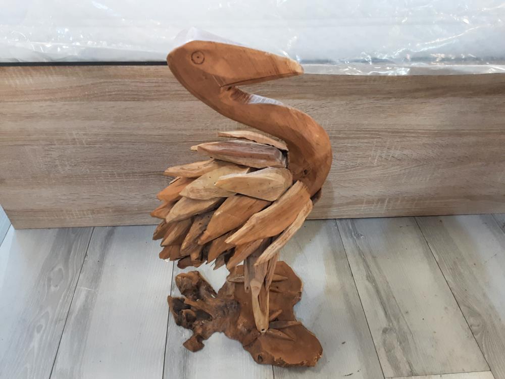 FLAMAND ROSE EN RACINE DE TECK