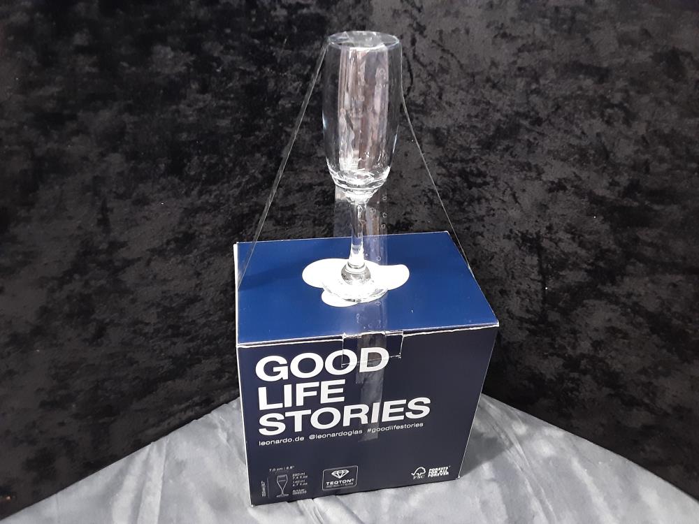 LOT DE 6 FLUTES A CHAMPAGNE LEONARDO