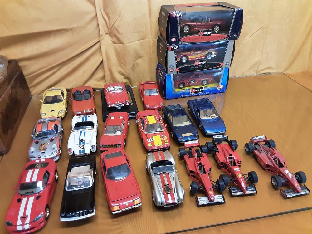 VOITURE MINIATURE 1/24 À LA PIECE