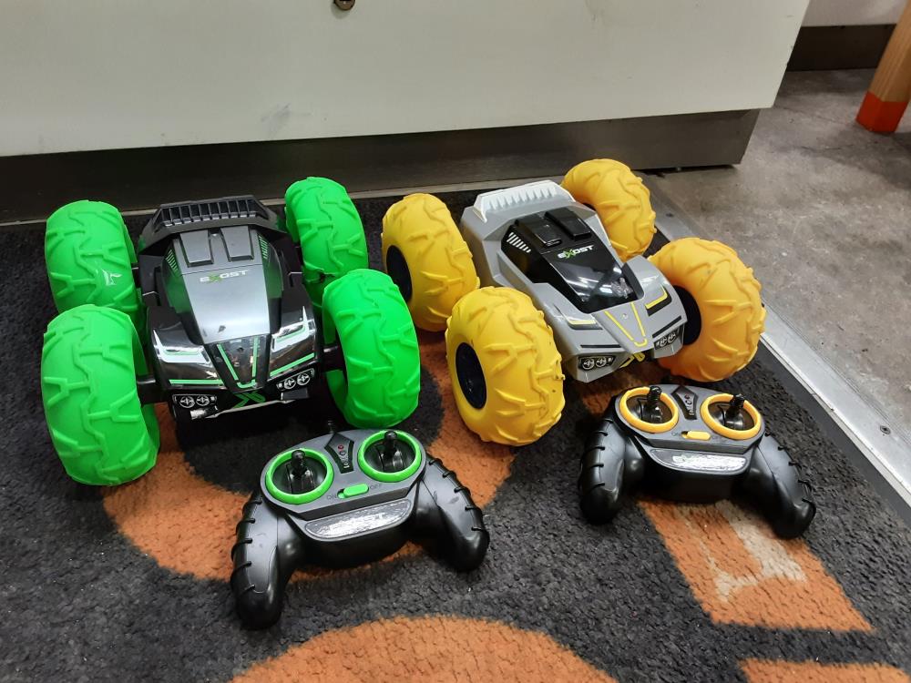 VOITURE TÉLÉCOMMANDÉE EXOST JAUNE OU VERTE