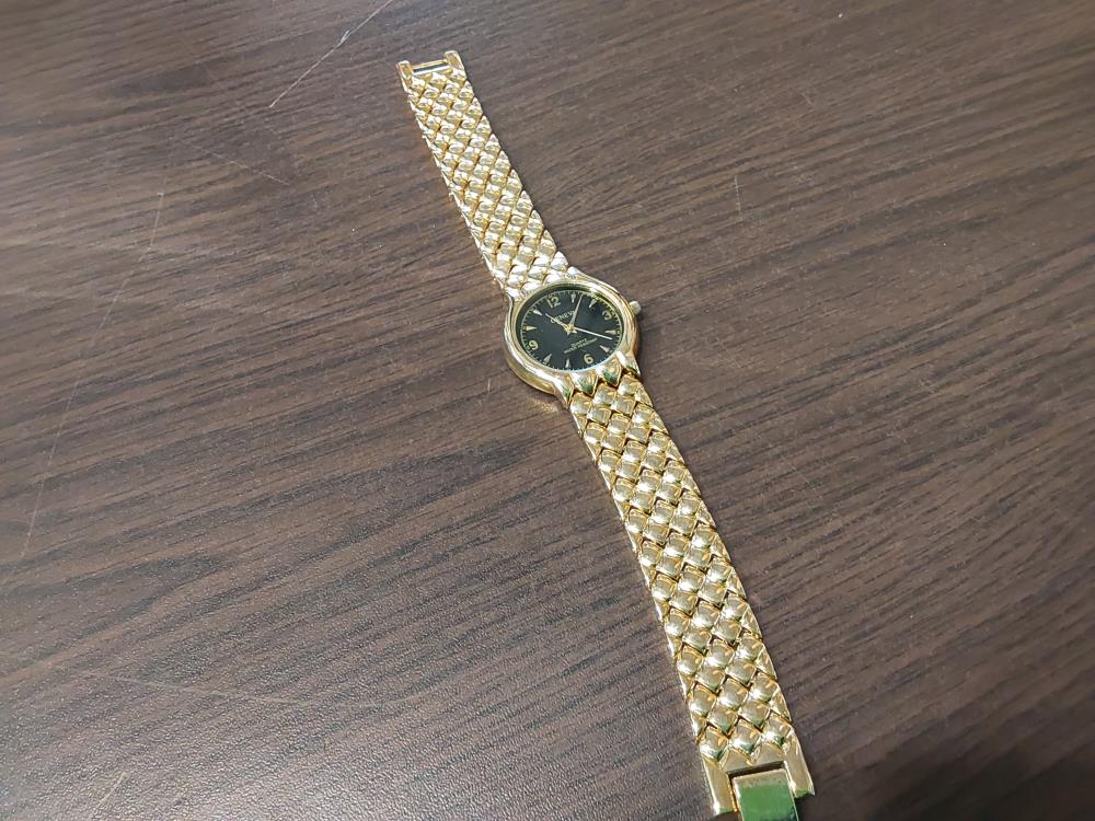 MONTRE HOMME GENEVA QUARTZ BRACELET METAL DORE