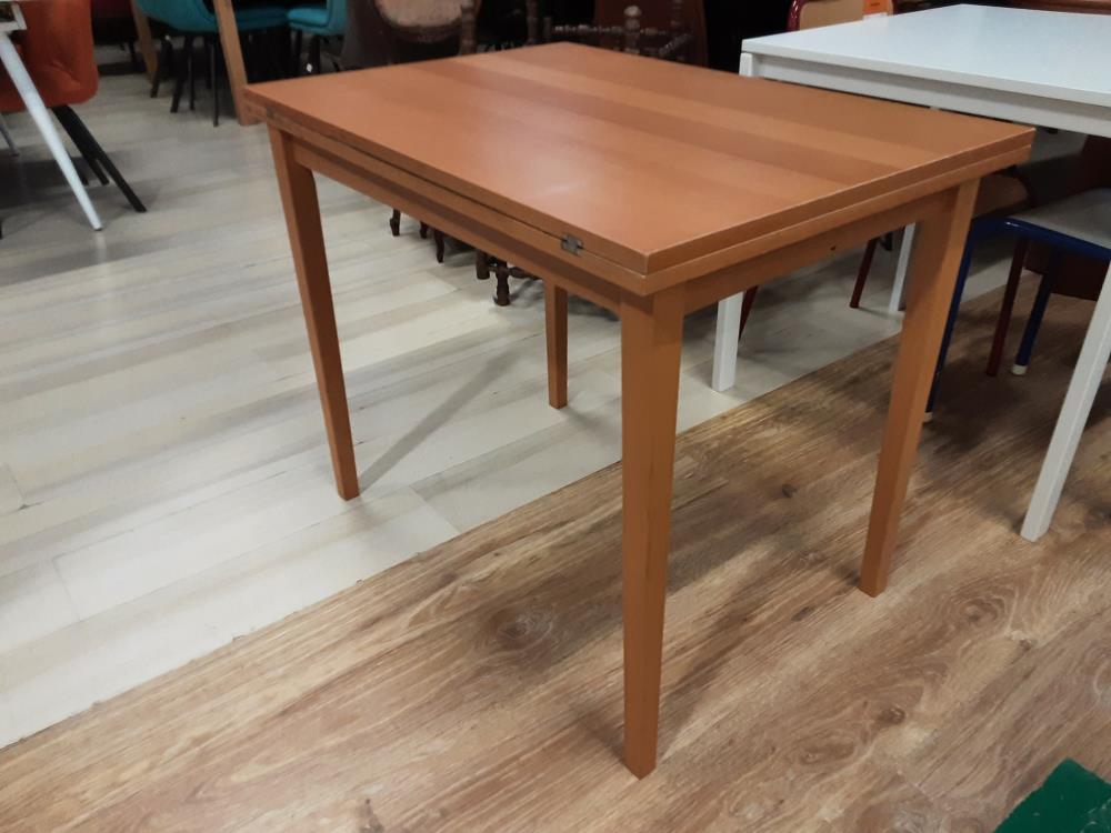 TABLE PLATEAUX PLIANT OUVERTE124 CM A RESTAURER