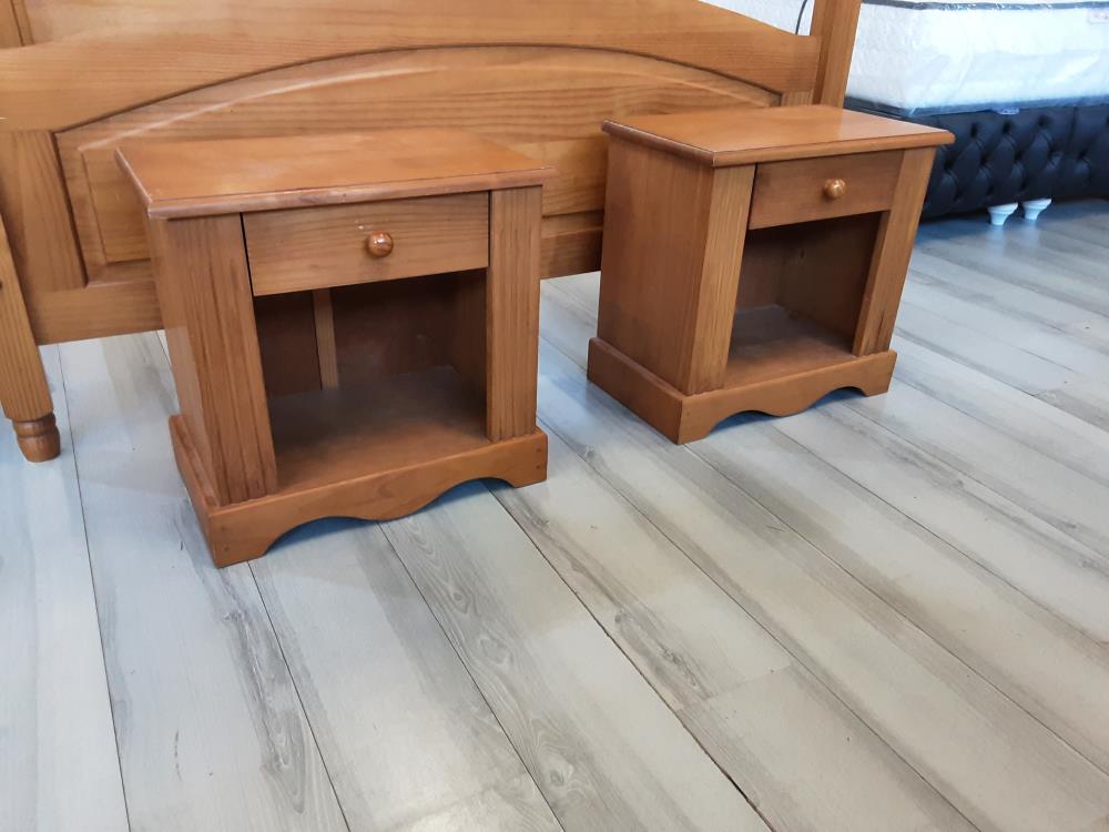 CHEVET 1 TIROIR EN PIN