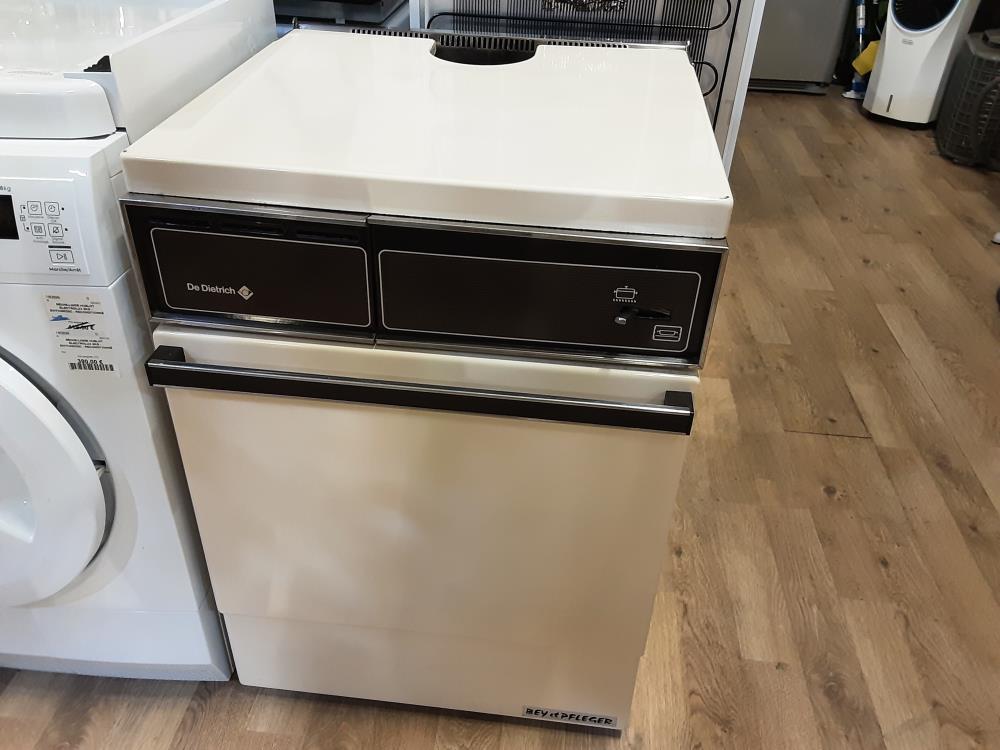 CUISINIERE A BOIS DE DIETRICH 