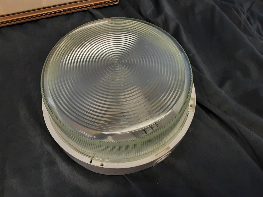 PLAFONNIER ROND DIAM.23 CM