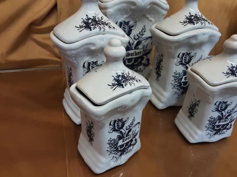 ENSEMBLE PORCELAINE INGREDIENTS 5 PIECES