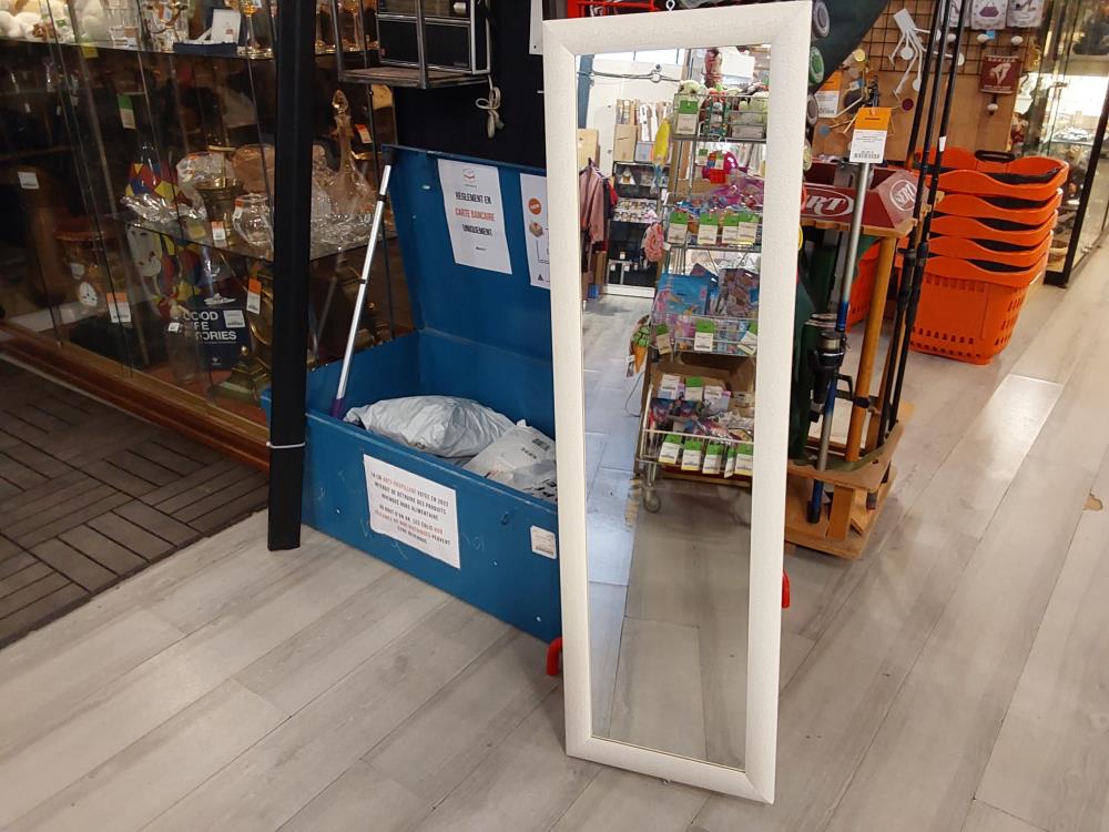 MIROIR LONG CADRE BLANC