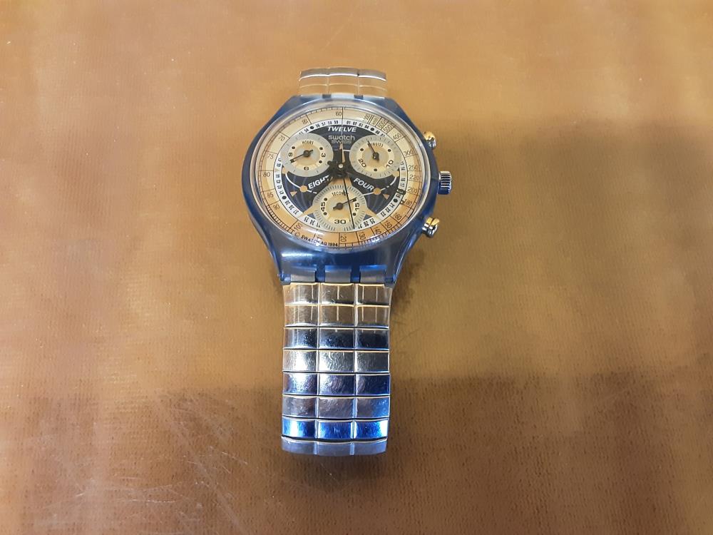 MONTRE SWATCH BRACELET METAL BICOLORE