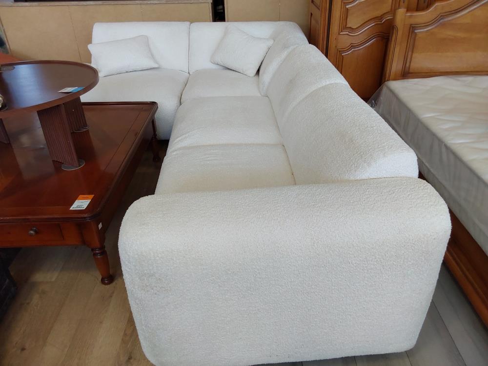 CANAPÉ ANGLE GAUCHE BOUCLETTE COLORIS BLANC - 3 COLIS (1175503/143889) 2ÈME CHOIX