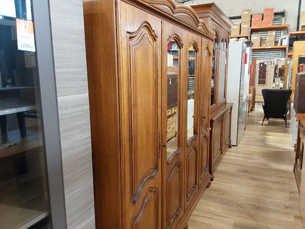 ARMOIRE 4 PORTES EN CHENE