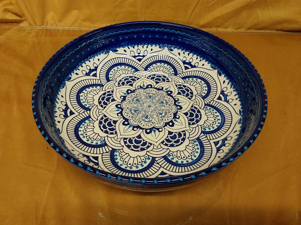 PLAT EN PORCELAINE EMAILLE BLEU D'ESPAGNE