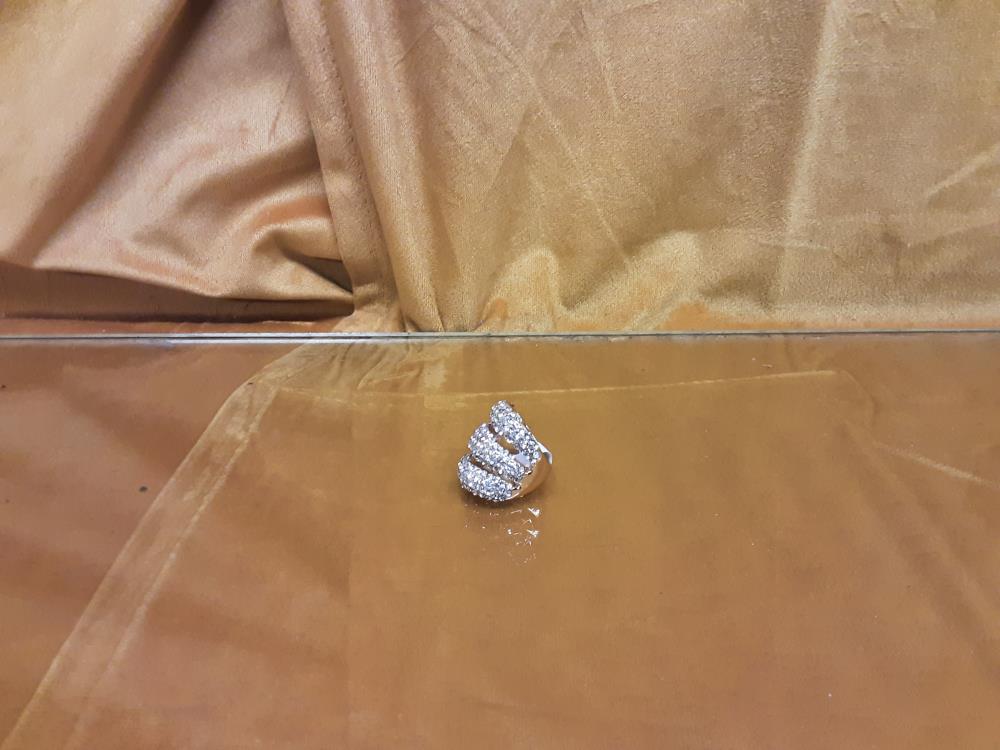 BAGUE DORÉE TRIPLE ET STRASS