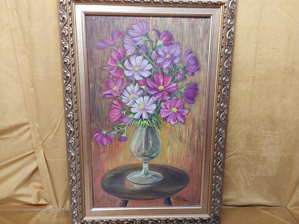 TABLEAU POT DE FLEURS ROSES ET VIOLETTES SUR TABLE SIGNÉ J.P HOFFER
