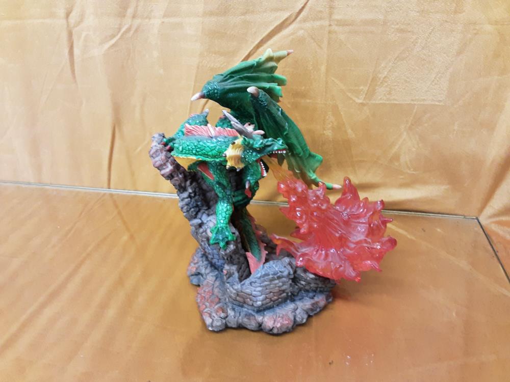 DRAGON VERT RESINE
