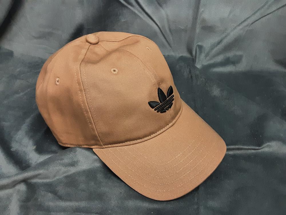 CASQUETTE ADIDAS TISSU MARRON
