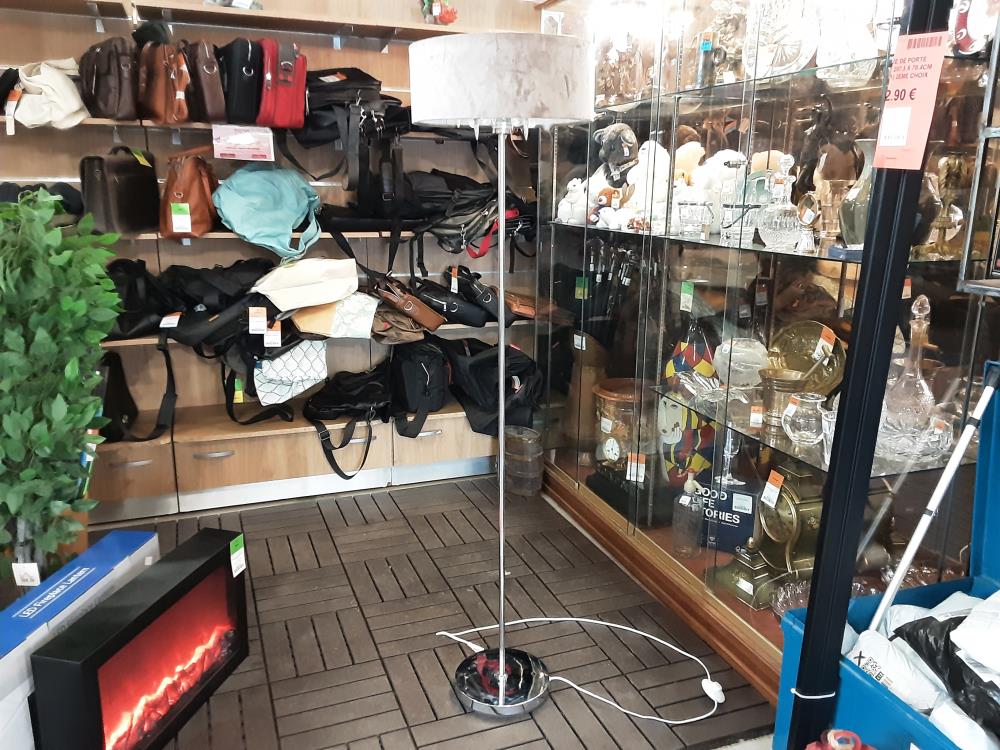 LAMPADAIRE ABAT JOUR VELOURS GRIS + PAMPILLES INTERIEUR