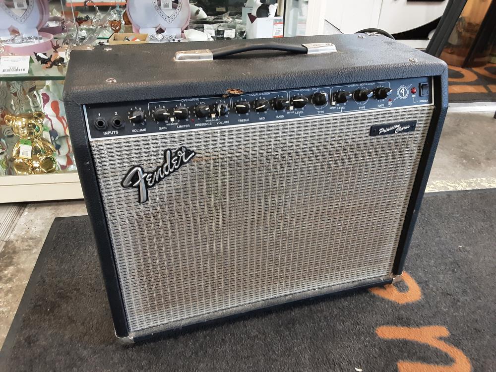AMPLI GUITARE FENDER 180W