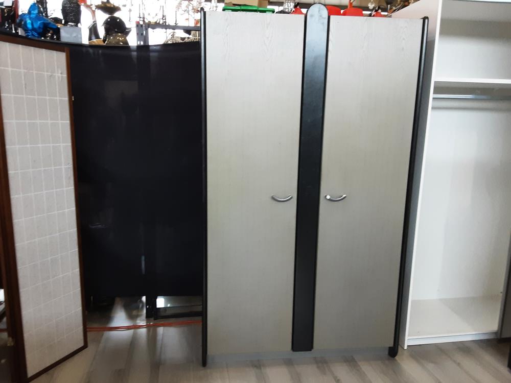 ARMOIRE 2 PORTES NOIRE ET GRISE