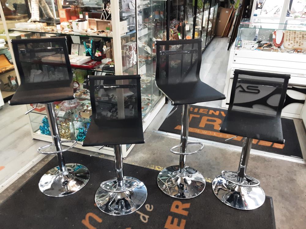 TABOURET TISSU NOIR  AJOURE REGLABLE EN HAUTEUR 