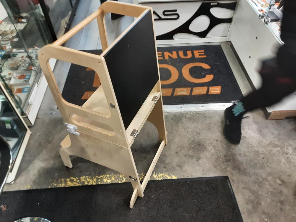 TOUR D’OBSERVATION EN BOIS POUR ENFANT