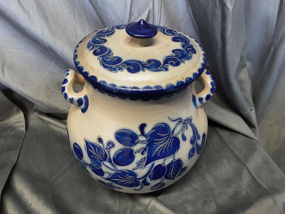 POTICHE AVEC COUVERCLE EN GRES BLEU