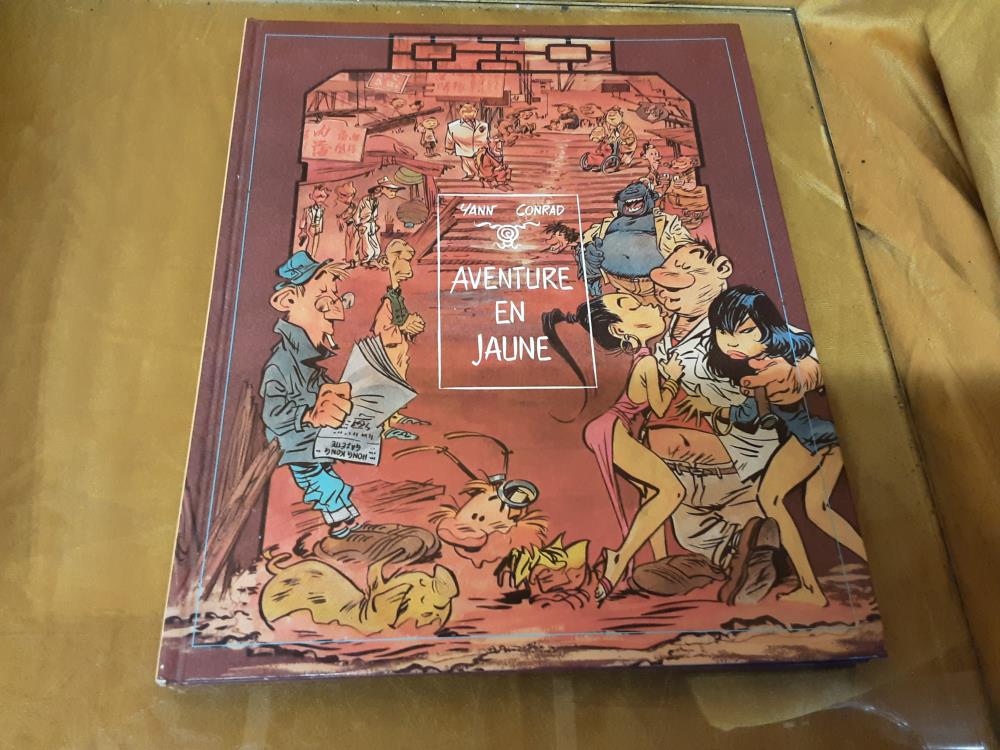 BANDE DESSINÉE "AVENTURE EN JAUNE"