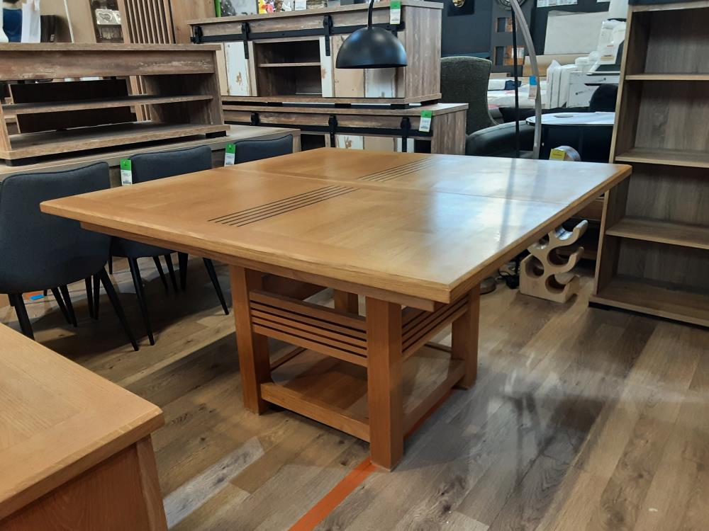 TABLE CARRÉE EN CHENE 1 ALLONGE DE 50CM = 180 CM OUVERTE