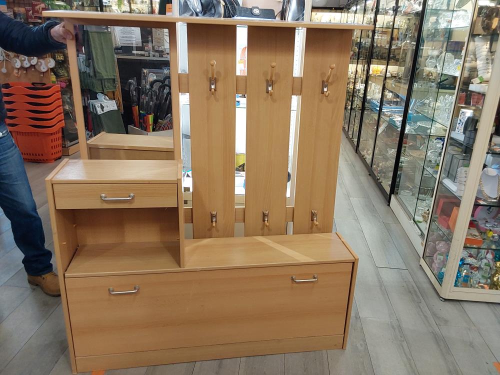 PORTE MANTEAU MURALE AVEC TIROIR