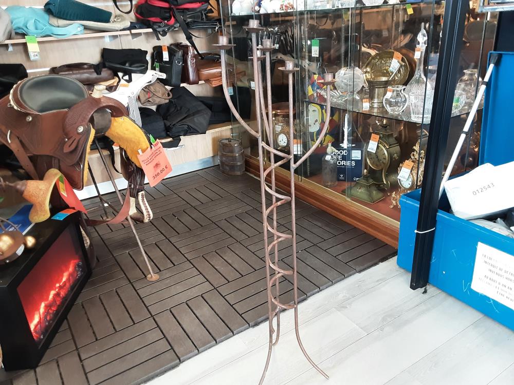 BOUGEOIR 6 BRANCHES EN FER FORGÉ H.117CM