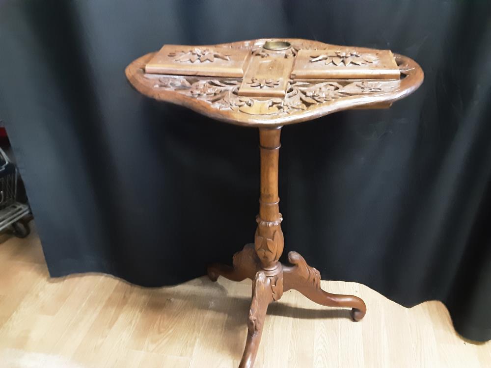 TABLE DE FUMEUR FORET NOIRE