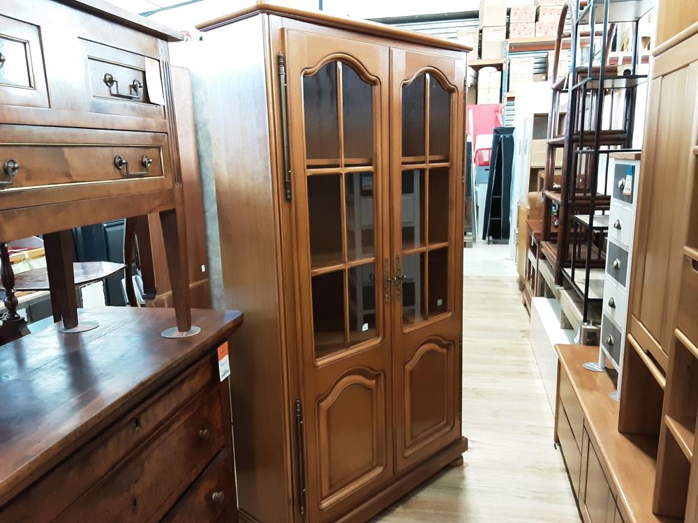 VITRINE EN CHÊNE 2 PORTES VITRÉES