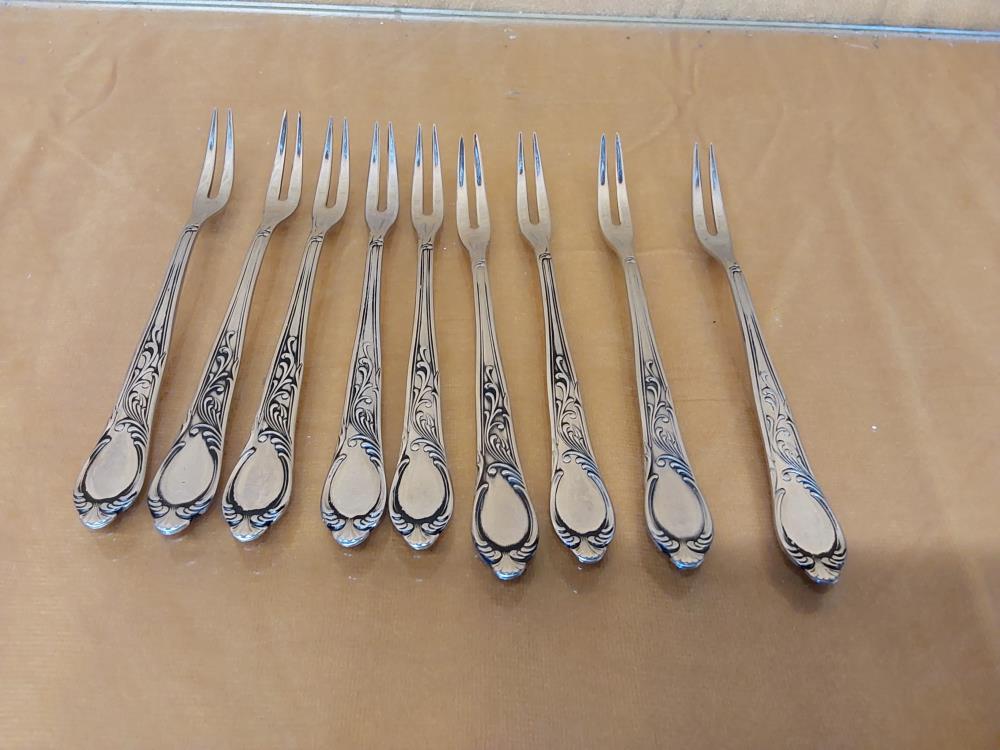 LOT DE 9 FOURCHETTES A ESCARGOTS M.A