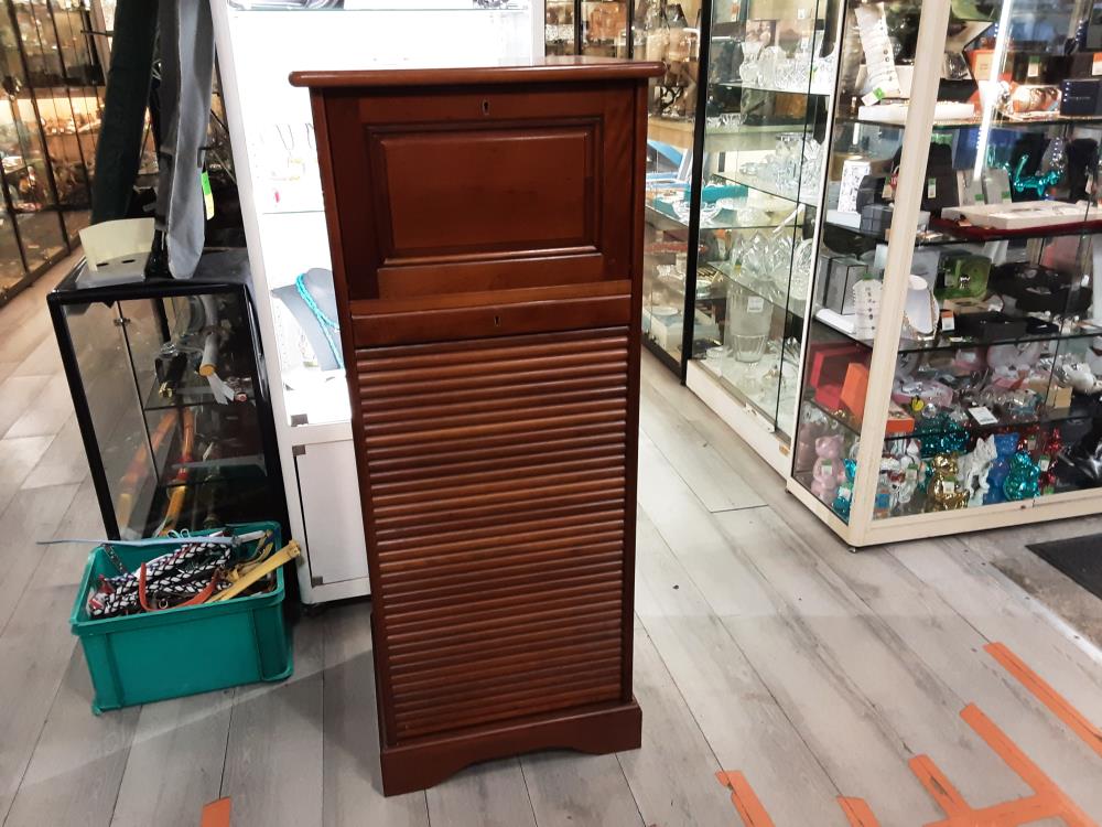 MEUBLE 1 PTE RIDEAU 1 NICHE EN MERISIER