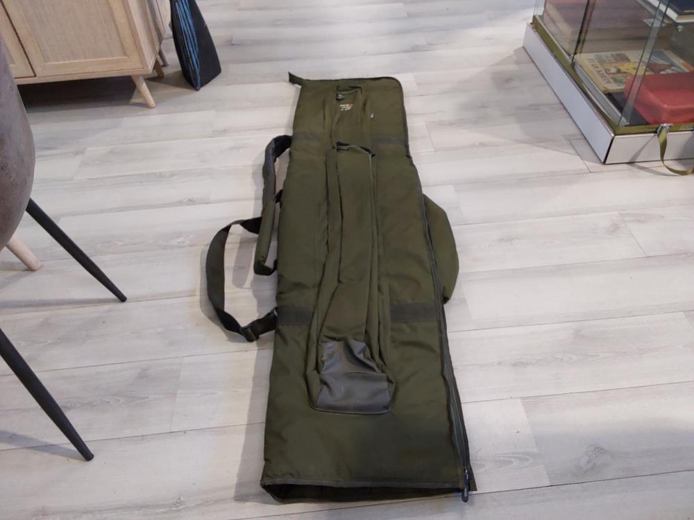 Housse Mack2 Accurate Pour 4 Cannes A Peche