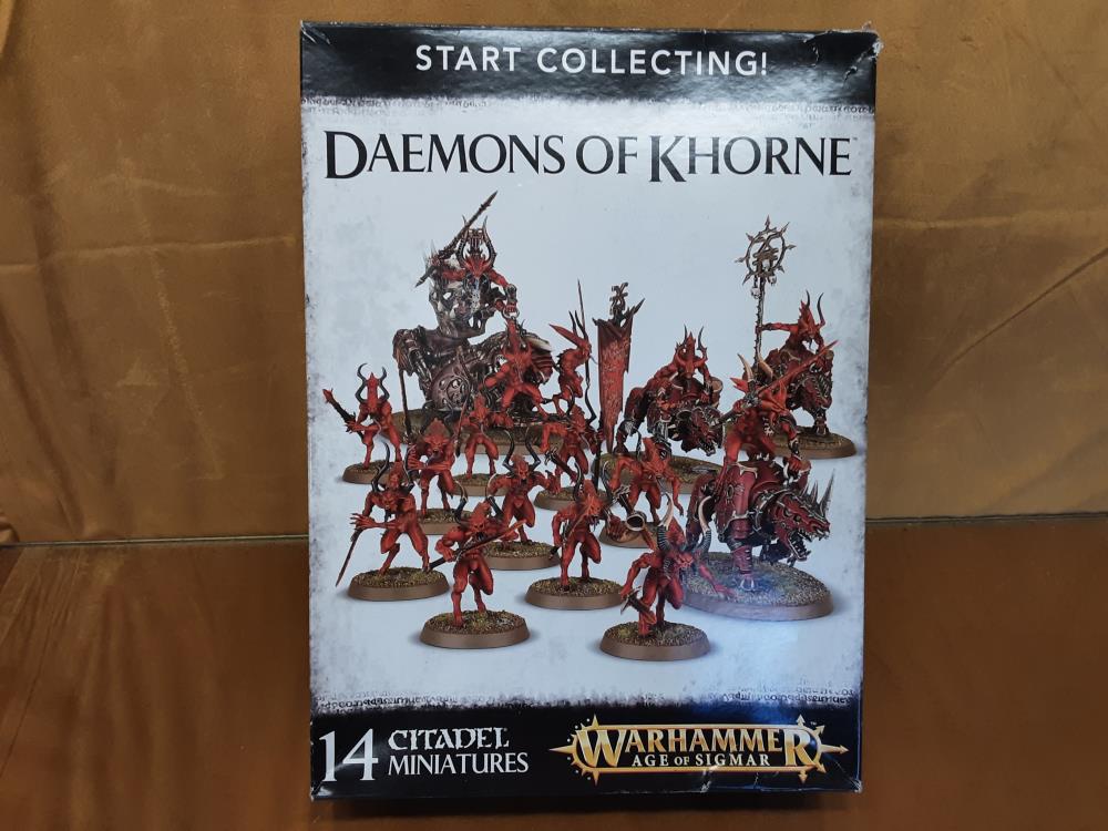 MINIATURE WARHAMMER DAEMONS OF KHORNE