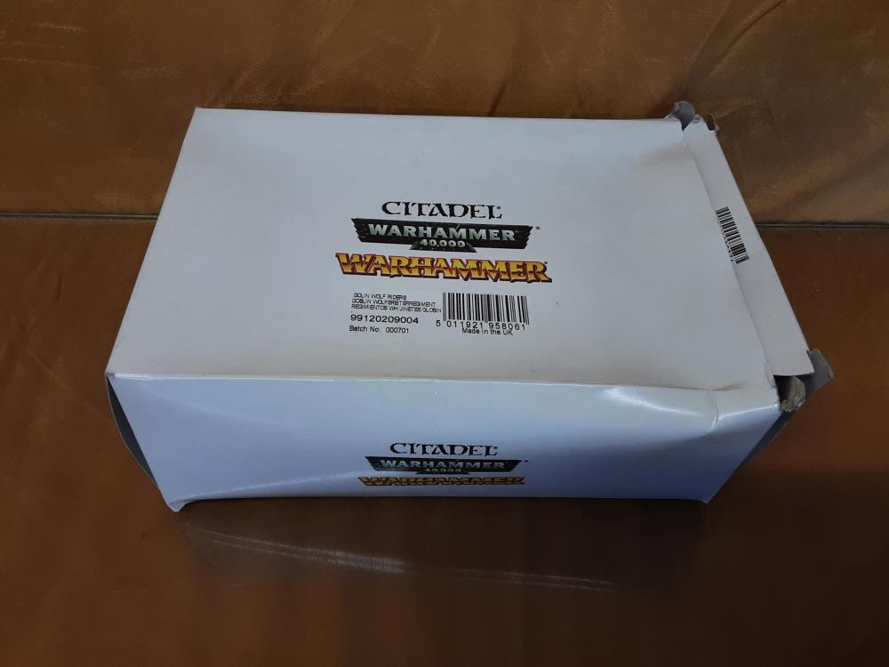 MINIATURE WARHAMMER CITADEL GOLIN WOLF RIDERS