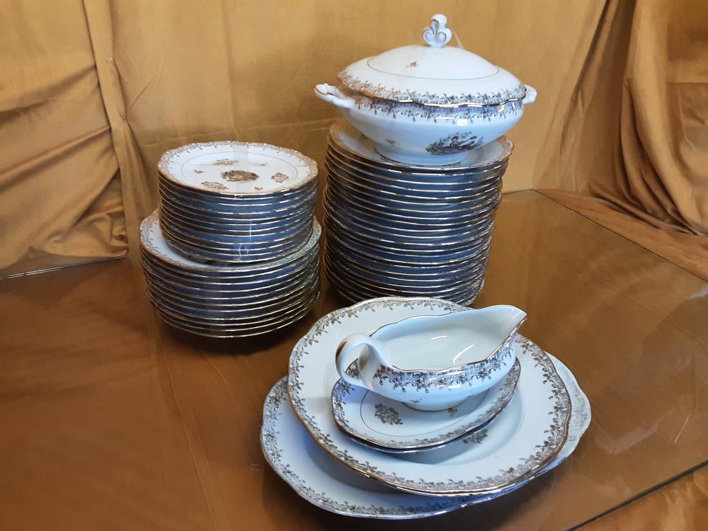 SERVICE DE TABLE MARQUISE PORCELAINE