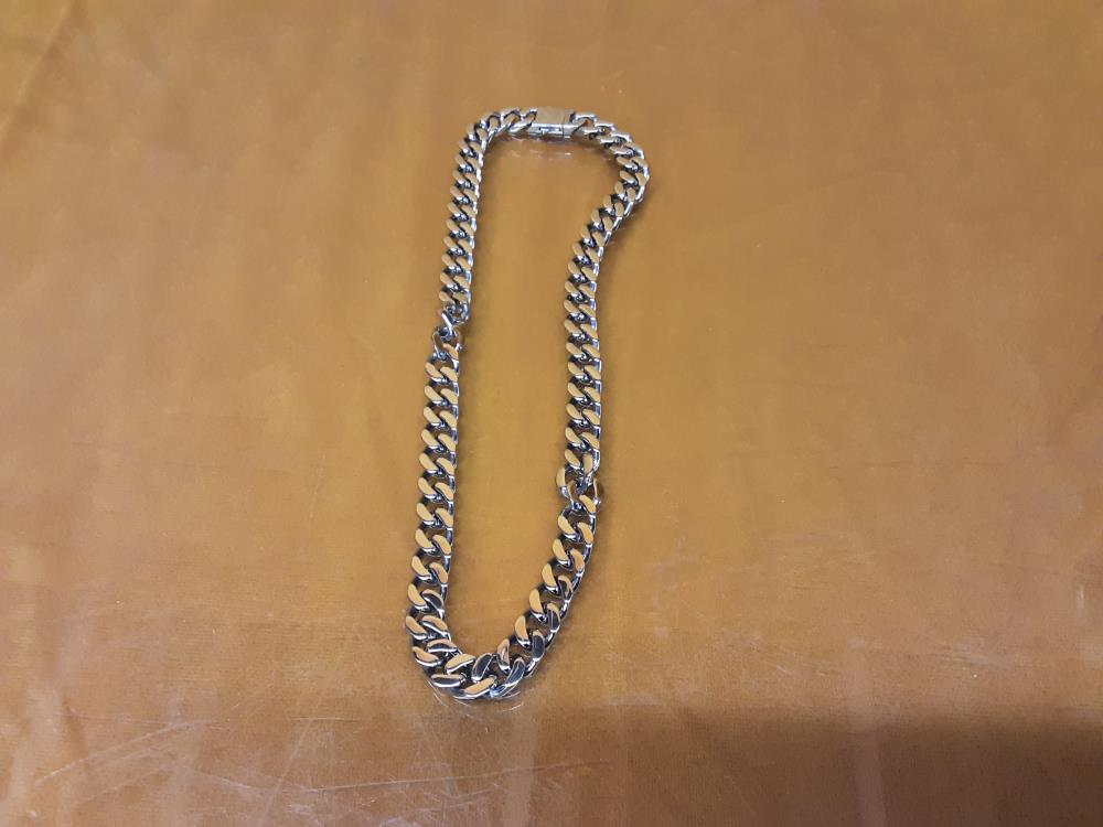 COLLIER EN ACIER INOXYDABLE