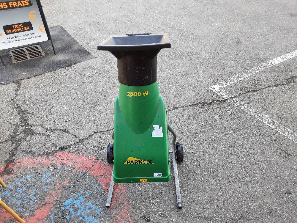 Broyeur Branches Parkside 2500