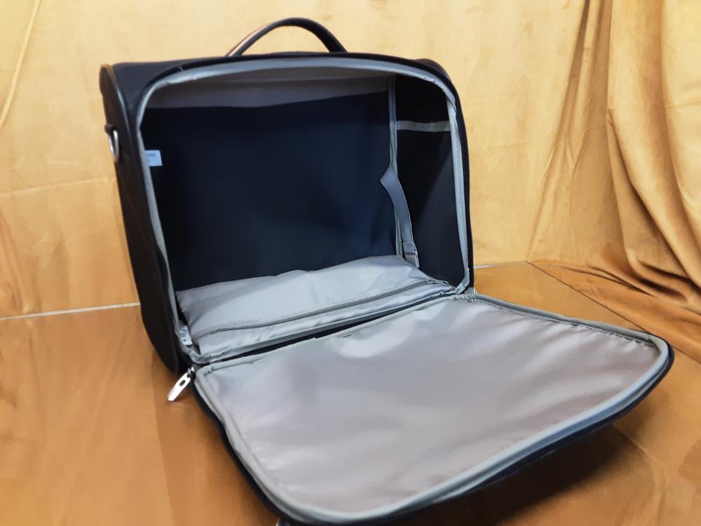 SACOCHE DE VOYAGE FARAWAY