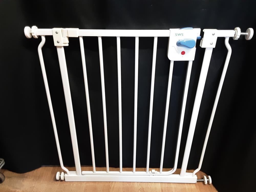 BARRIERE DE SECURITE BLANCHE ET BLEUE